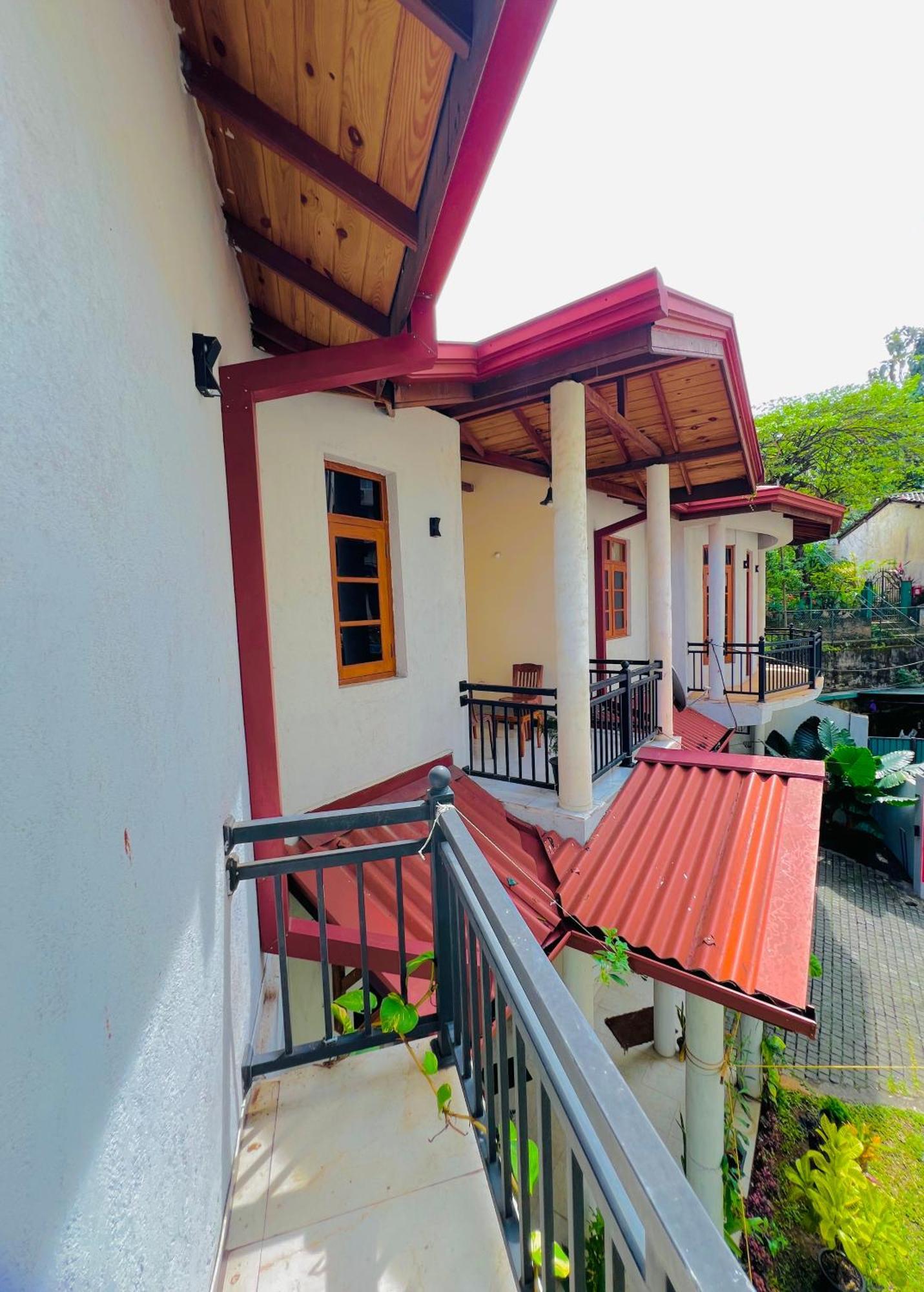 Malwaththa Mount Villa キャンディー エクステリア 写真